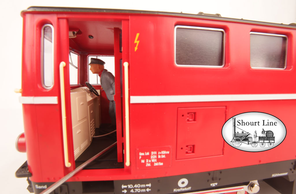 G Scale LGB 2095N ÖBB Diesel Red Loco Like New - Cab interior view